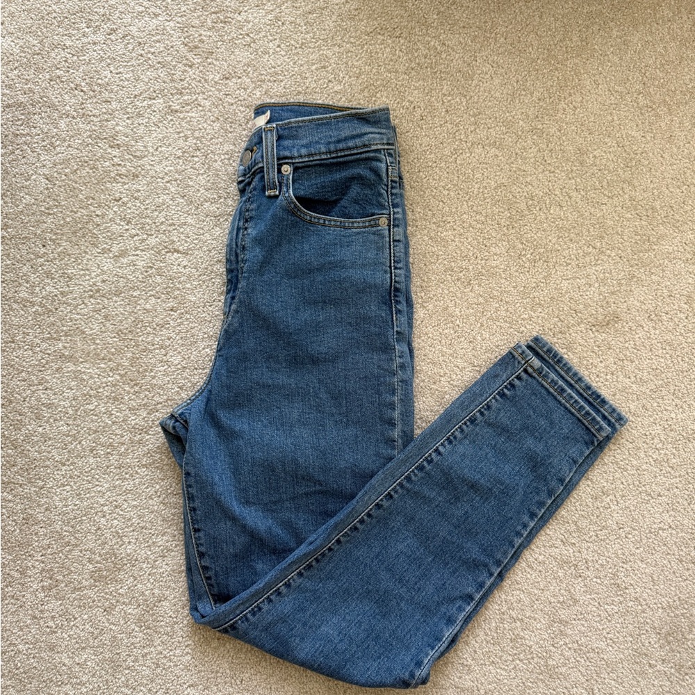 Levi's Women's High Rise Blue Jeans